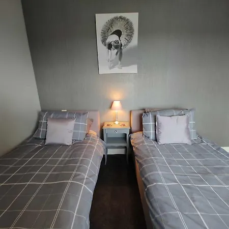 Perfect In Normandy * Chaulieu