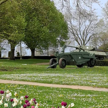 Perfect In Normandy * Chaulieu