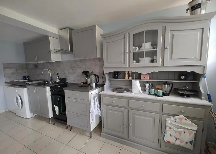 Perfect In Normandy * Chaulieu