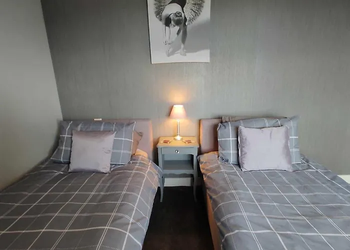 Perfect In Normandy * Chaulieu