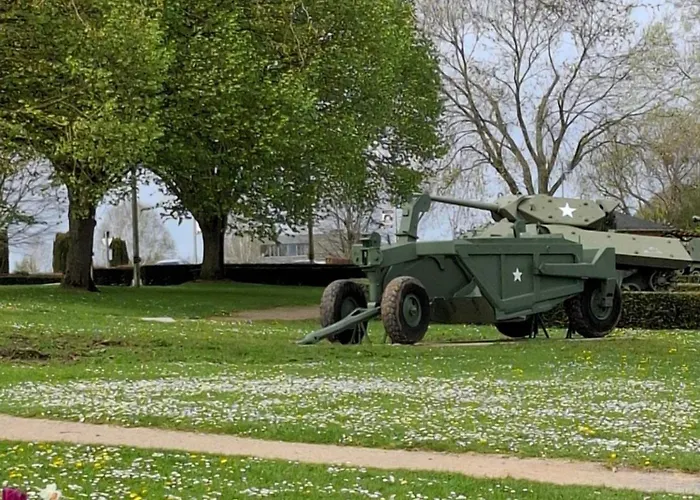 Perfect In Normandy * Chaulieu